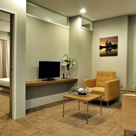 Tan’Yaa Hotel Cyberjaya Bagian luar foto
