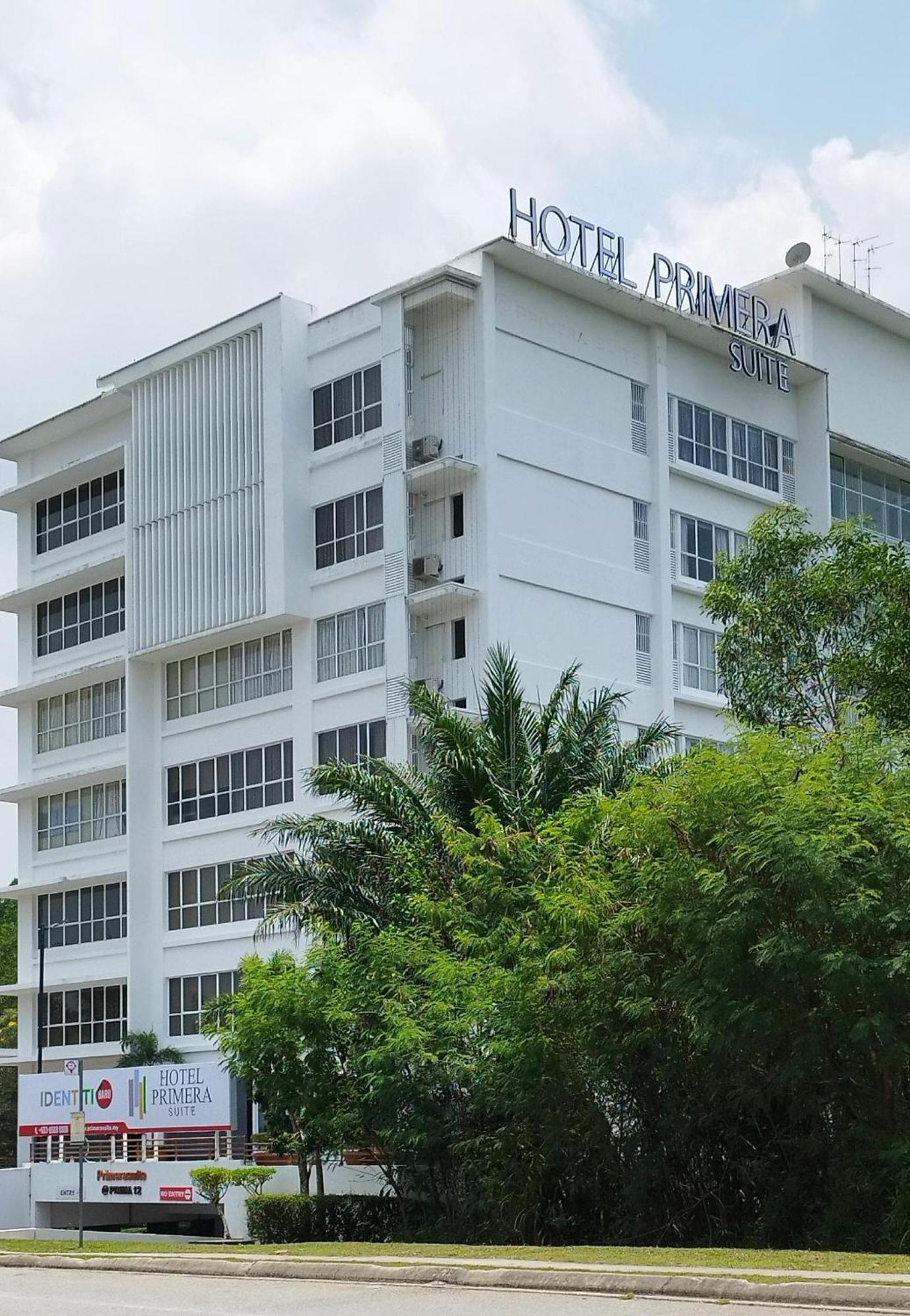Tan’Yaa Hotel Cyberjaya Bagian luar foto