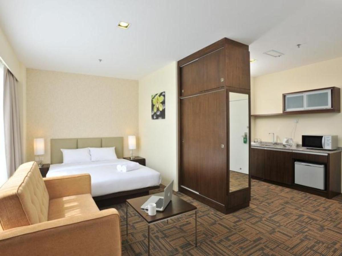 Tan’Yaa Hotel Cyberjaya Bagian luar foto