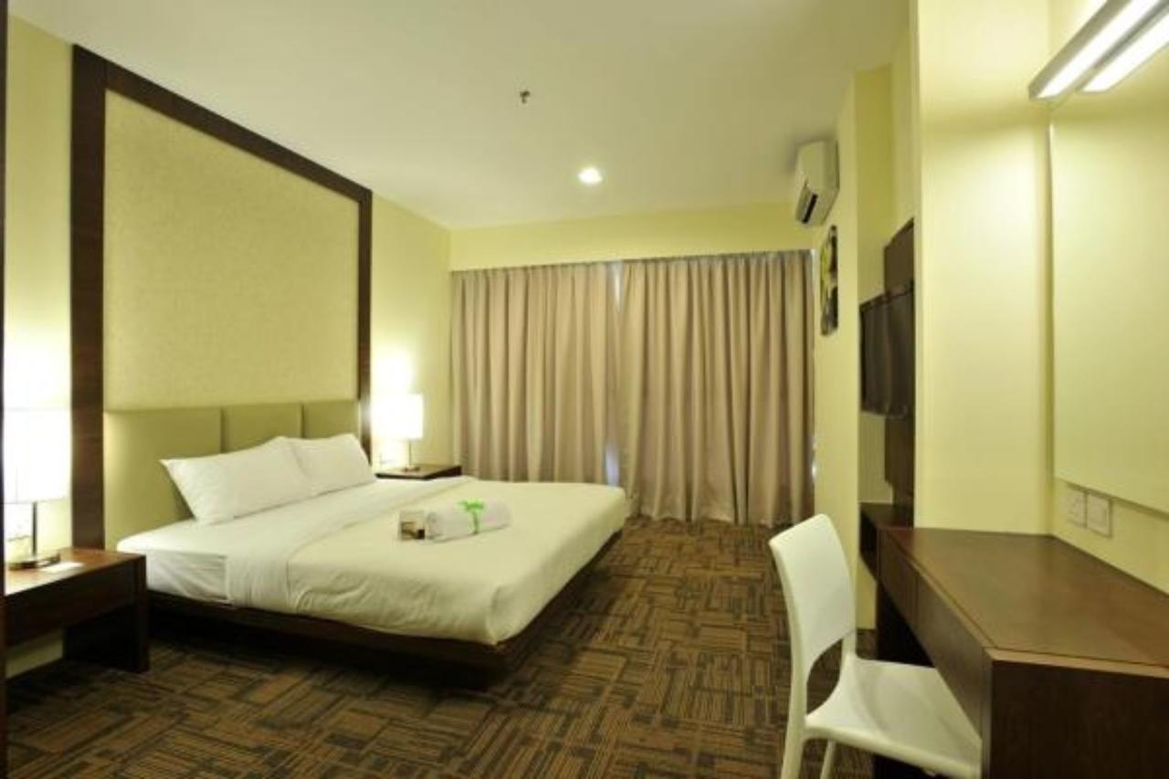 Tan’Yaa Hotel Cyberjaya Bagian luar foto